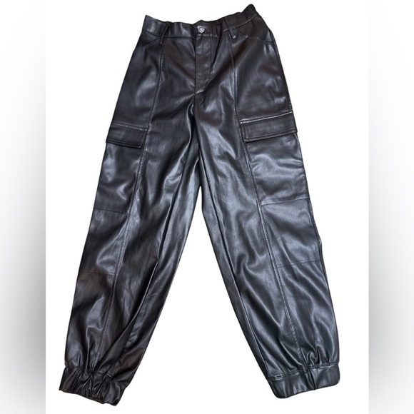 Madden NYC Juniors Faux Leather Jogger Pants Black Buttery Soft Cargo Size M - Picture 6 of 11